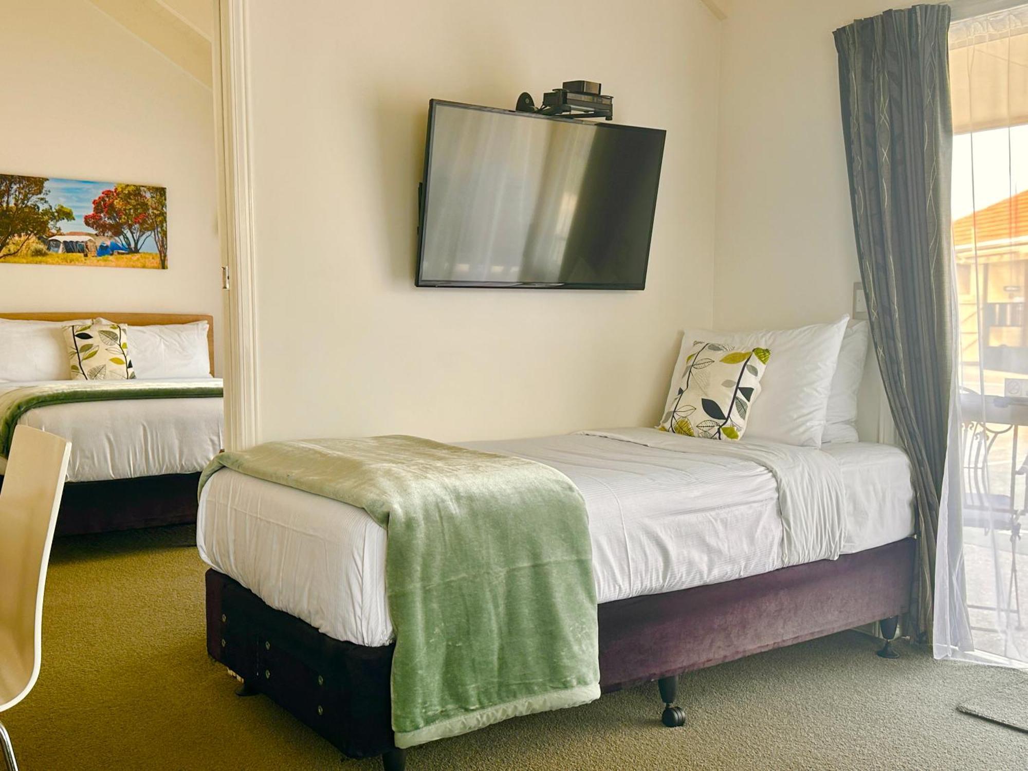 The Olive Motel Coromandel Esterno foto